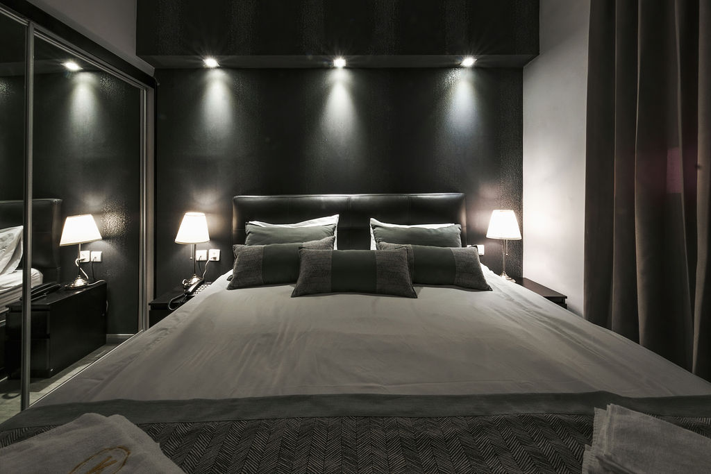 Deluxe Suite — 7